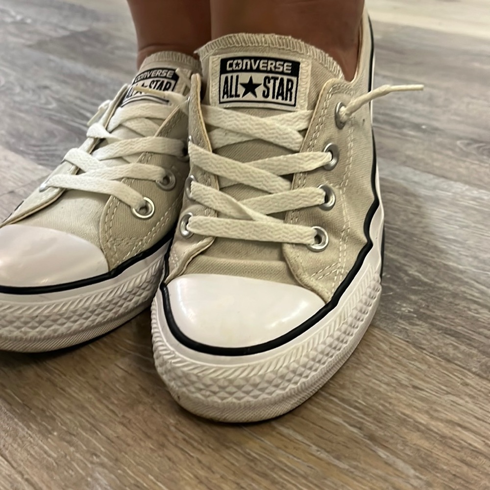 Converse size 8 gray and white 
Chuck Taylor® All Star® Shoreline Slip-On